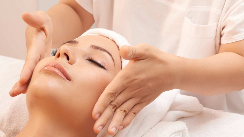A Guide to Dermalogica Facials and Hydrafacials